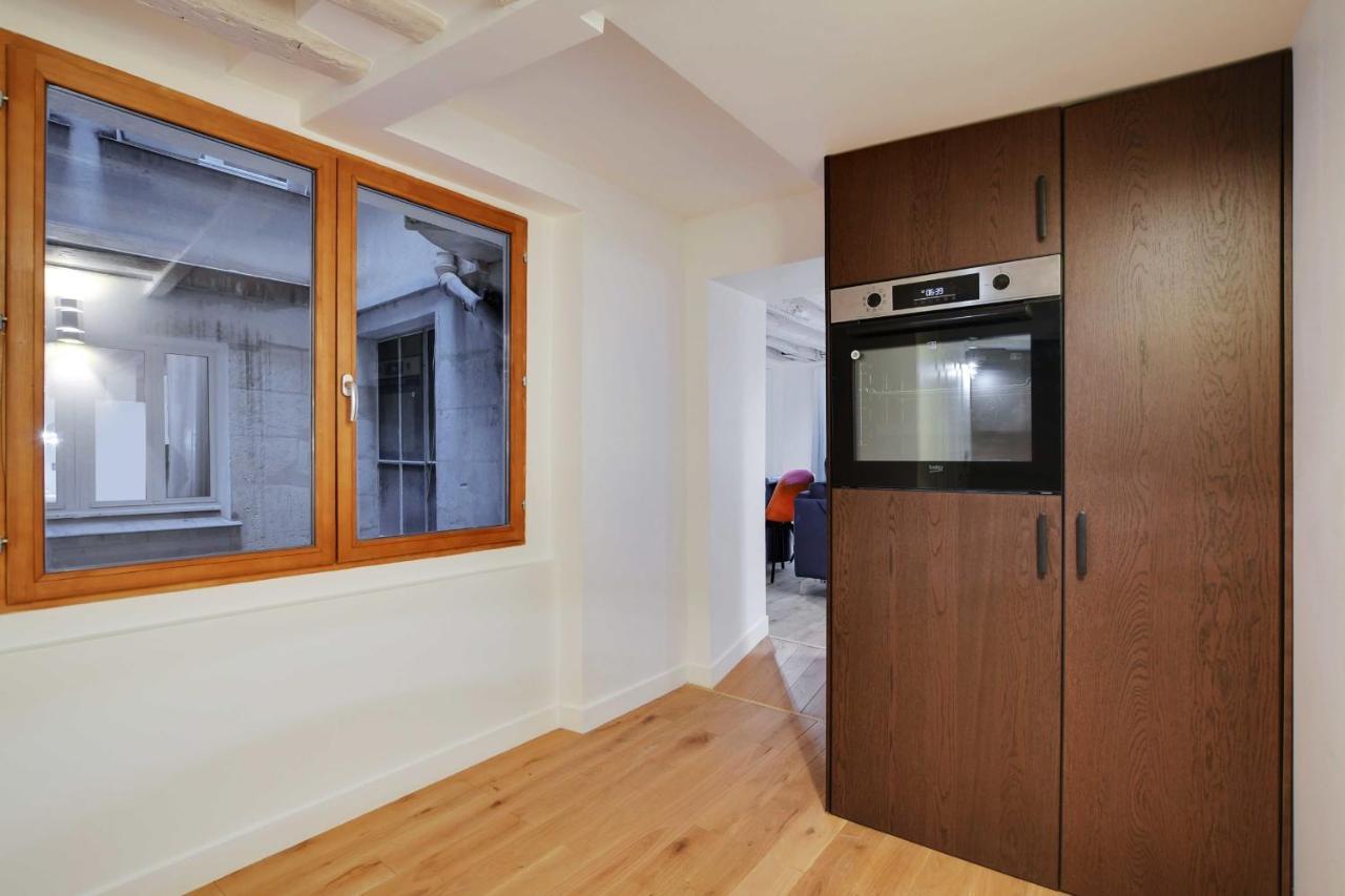 Joyful Apartment - 2Br-6P - Louvre-Rivoli Parijs Buitenkant foto